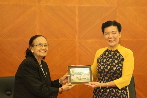 Thúc đẩy quan hệ giữa phụ nữ Việt Nam - Campuchia