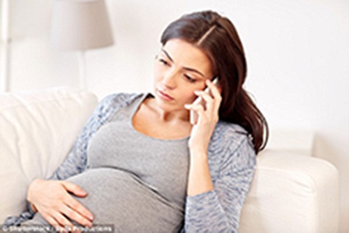 Sóng Wifi và điện thoại di động làm tăng tới 50% nguy cơ sẩy thai