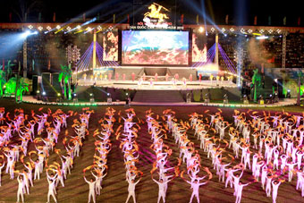 KHAI MẠC HỘI KHỎE PHÙ ĐỔNG TOÀN QUỐC LẦN THỨ VIII - 2012