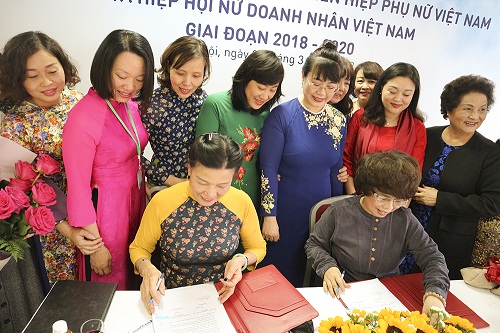 Hội LHPN Việt Nam và Hiệp hội nữ doanh nhân hỗ trợ phụ nữ khởi nghiệp
