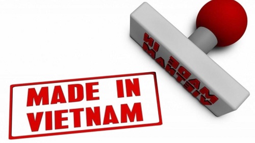 Hàng nước ngoài gắn mác Made in Vietnam \\\'làm khó\\\' chị em