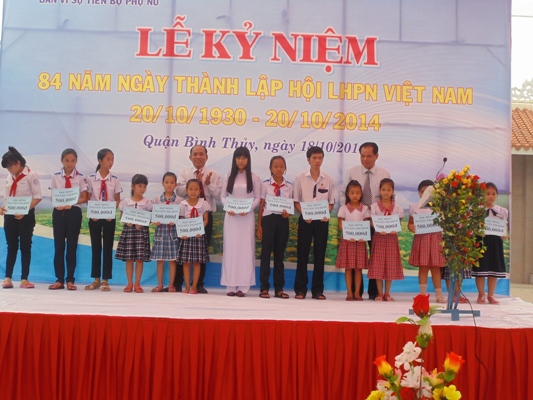 Hội LHPN quận BìnhThủy: tổ chức hoạt động 20/10/2014