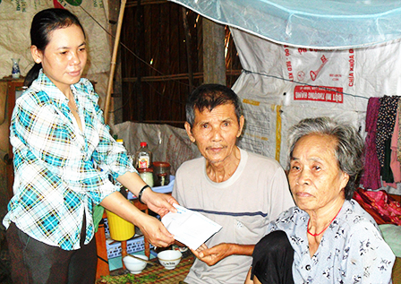 Tâm huyết cán bộ gần dân